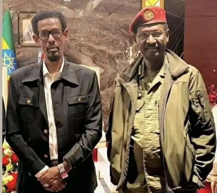 Maxamuud Sayid Aadan and Ethiopia's Head of Staff General Birhanu Jula